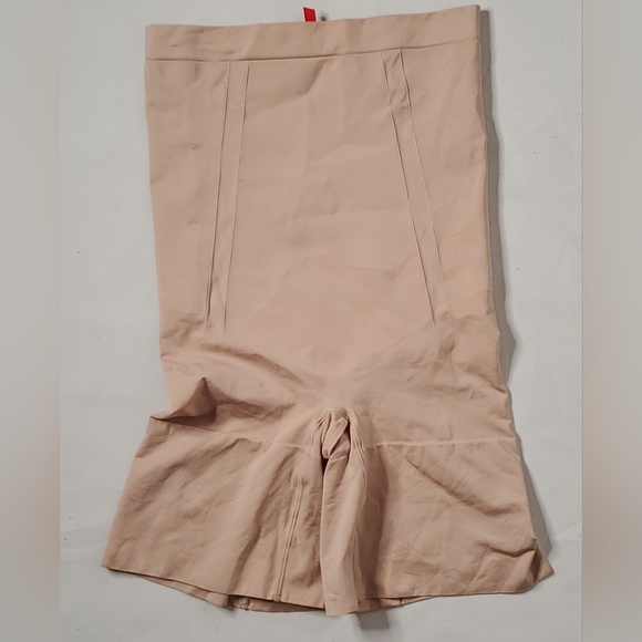Spanx On Core High waisted- Mid Thigh  Soft Nude Body Shaper Sz XL/2XL - Picture 2 of 6